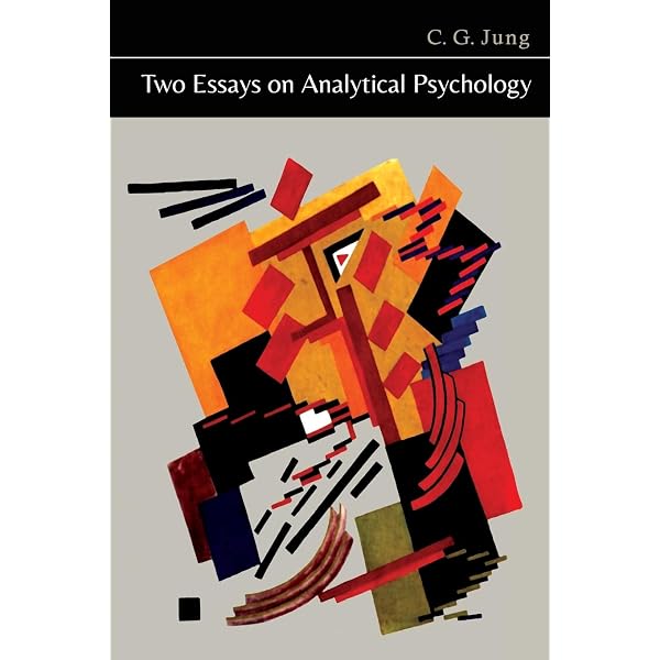Amazon.com: Two Essays on Analytical Psychology: 9781684229000